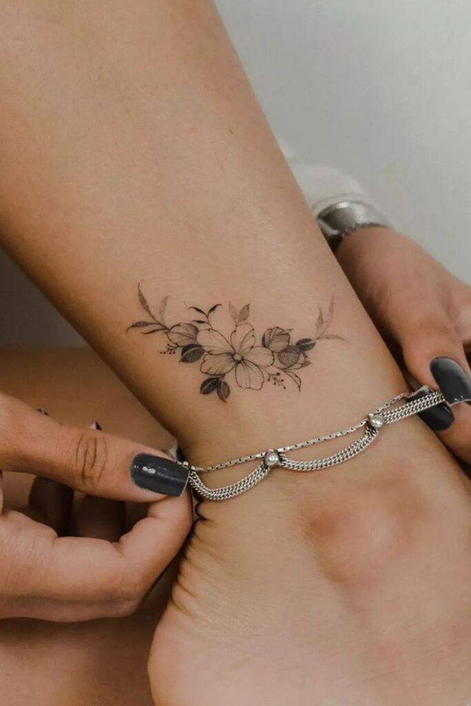 Tatuagens Femininas,tattoos femininas,tatuagens minimalistas,Tattoos florais