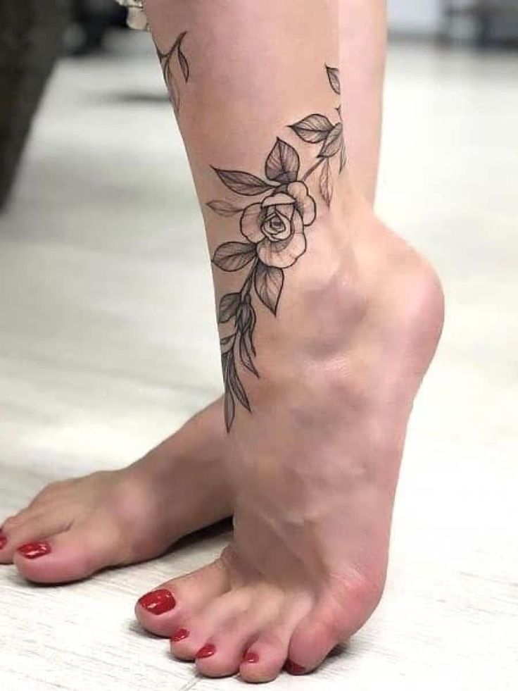 Tatuagens Femininas,tattoos femininas,tatuagens minimalistas,Tattoos florais