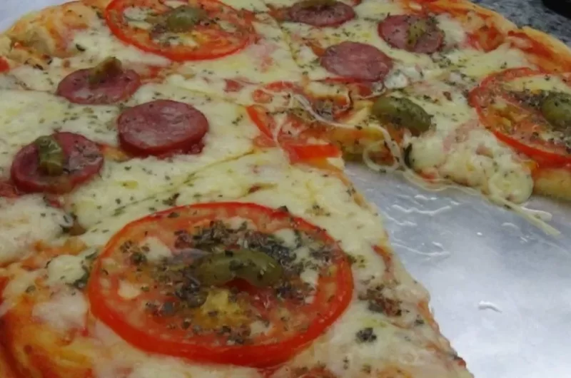 Receita de Pizza Caseira Deliciosa