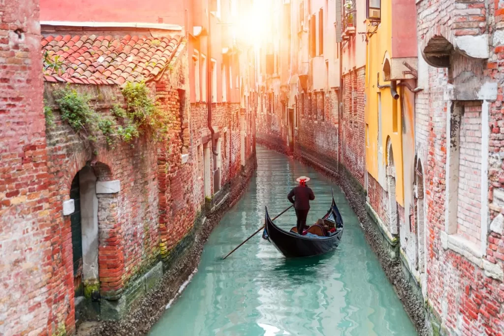 Quais são os melhores lugares para viajar em casal? + 13 Destinos Inesquecíveis para Curtir a Dois 8 viajar em casal,melhores lugares para viajar em casal,viagem