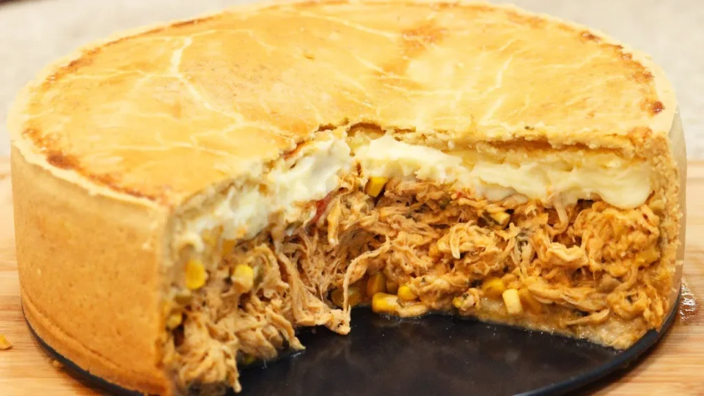 Como fazer empadão de frango cremoso que desmancha na boca 2 Empadão de frango cremoso