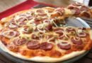 receita de pizza caseira fácil