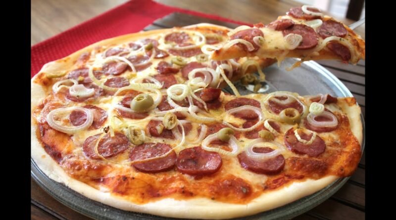 receita de pizza caseira fácil