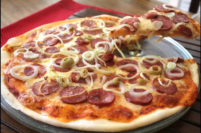 Pizza Caseira: Receita Fácil e Dicas Incríveis!